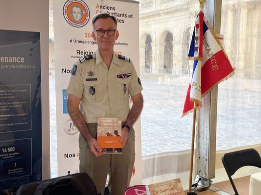 Salon du livre de l'armée de Terre, photo 3