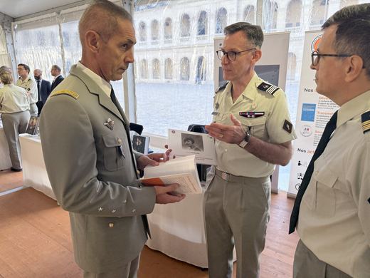 Salon du livre de l'armée de Terre, photo 10