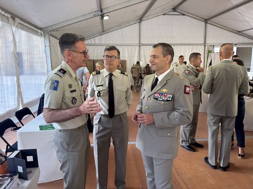 Salon du livre de l'armée de Terre, photo 12